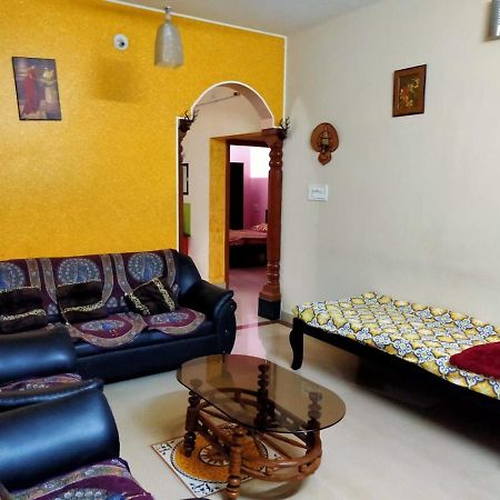 Maanyatha Home Stay Manipal Ngoại thất bức ảnh