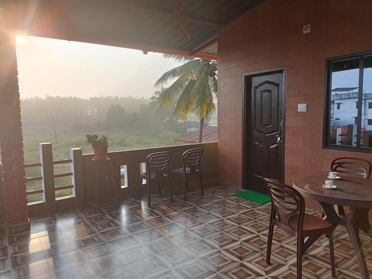 Maanyatha Home Stay Manipal Ngoại thất bức ảnh