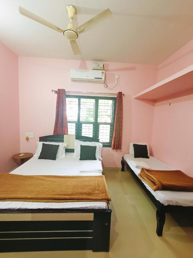 Maanyatha Home Stay Manipal Ngoại thất bức ảnh